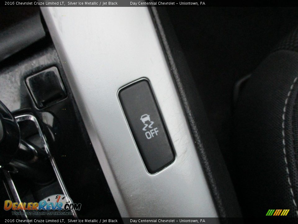 2016 Chevrolet Cruze Limited LT Silver Ice Metallic / Jet Black Photo #9