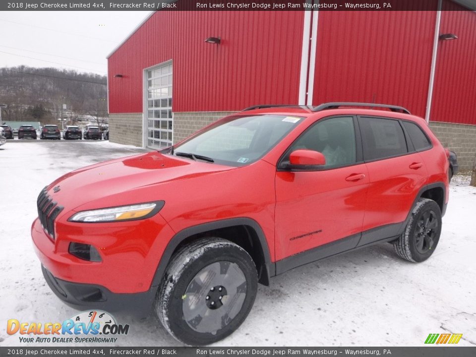 Front 3/4 View of 2018 Jeep Cherokee Limited 4x4 Photo #1