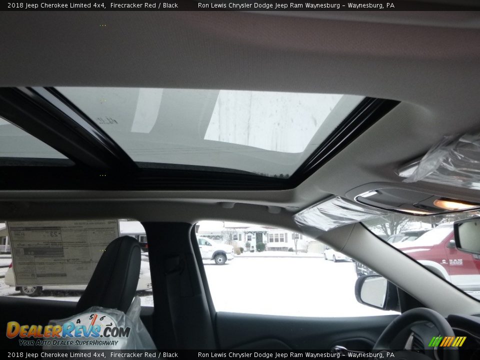 2018 Jeep Cherokee Limited 4x4 Firecracker Red / Black Photo #12