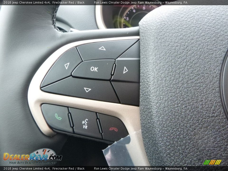 Controls of 2018 Jeep Cherokee Limited 4x4 Photo #19