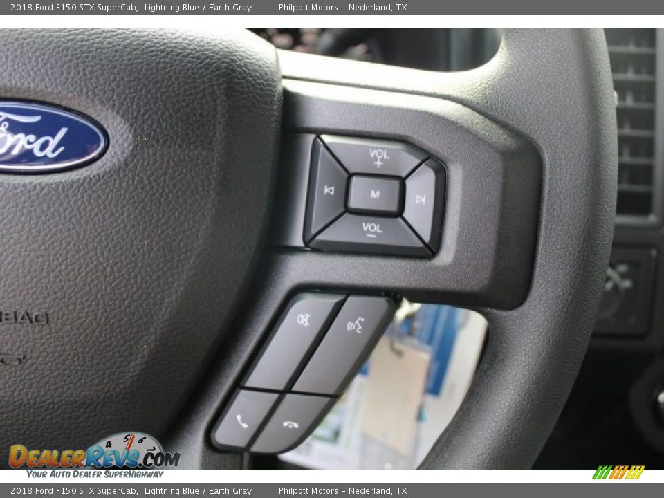 Controls of 2018 Ford F150 STX SuperCab Photo #16