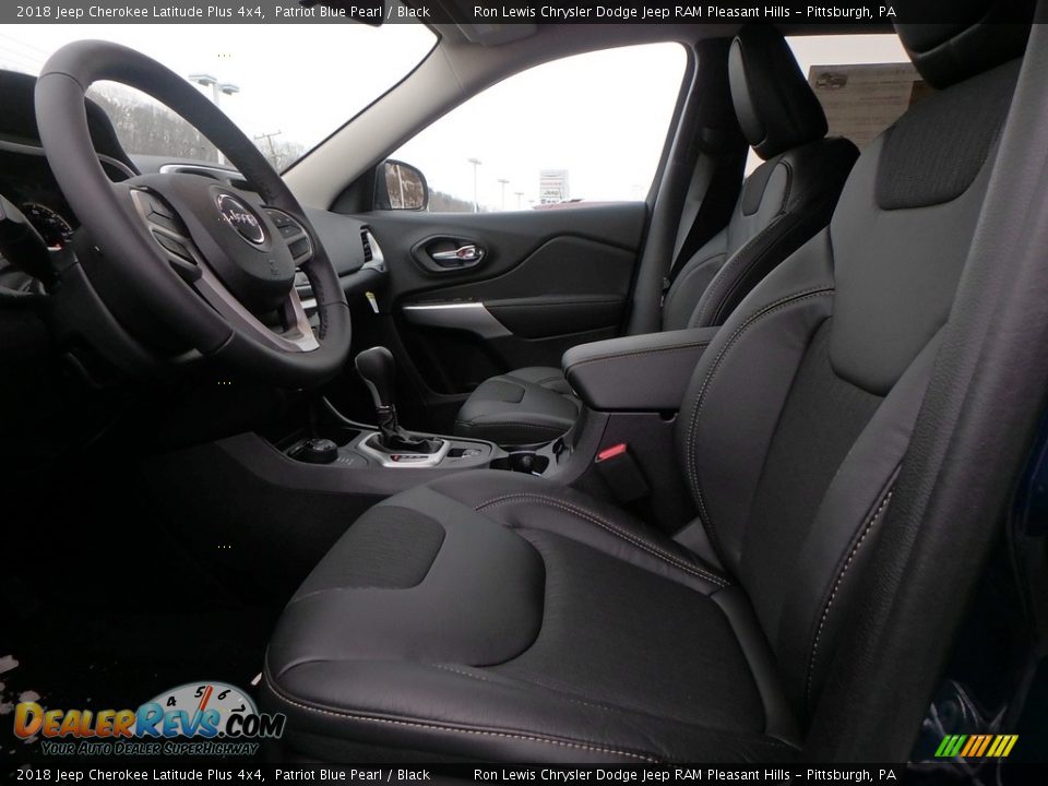 2018 Jeep Cherokee Latitude Plus 4x4 Patriot Blue Pearl / Black Photo #10