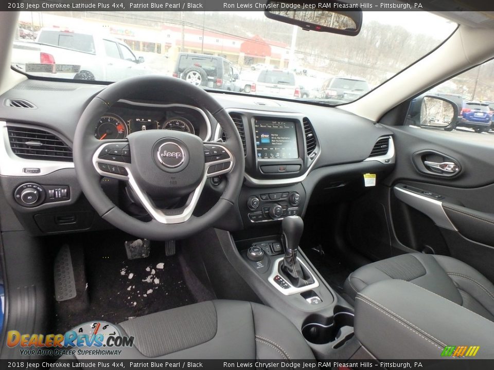2018 Jeep Cherokee Latitude Plus 4x4 Patriot Blue Pearl / Black Photo #12