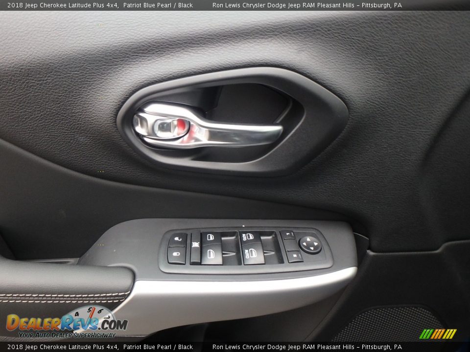 2018 Jeep Cherokee Latitude Plus 4x4 Patriot Blue Pearl / Black Photo #13