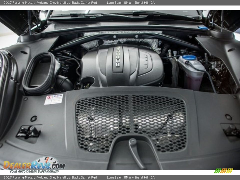2017 Porsche Macan  2.0 Liter DFI Turbocharged DOHC 16-Valve VarioCam Inline 4 Cylinder Engine Photo #9