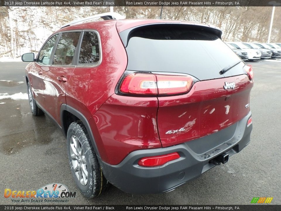 2018 Jeep Cherokee Latitude Plus 4x4 Velvet Red Pearl / Black Photo #3