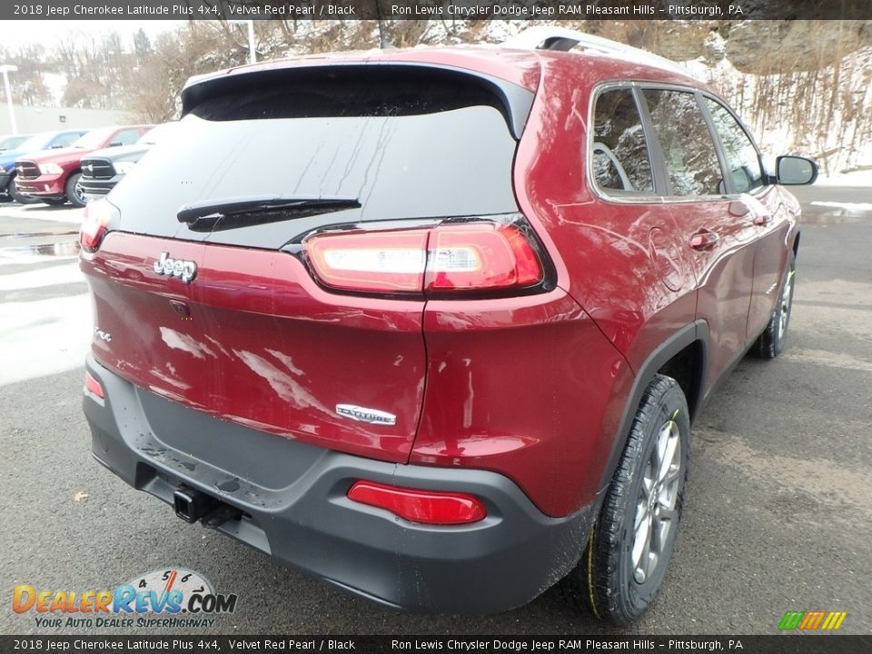 2018 Jeep Cherokee Latitude Plus 4x4 Velvet Red Pearl / Black Photo #5