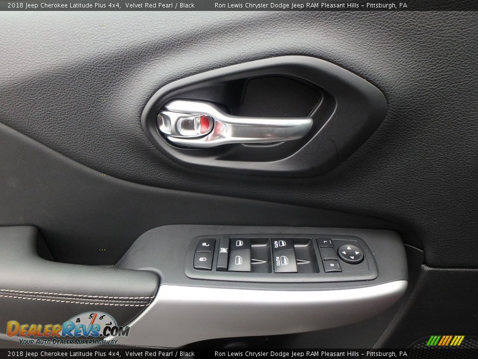 2018 Jeep Cherokee Latitude Plus 4x4 Velvet Red Pearl / Black Photo #13