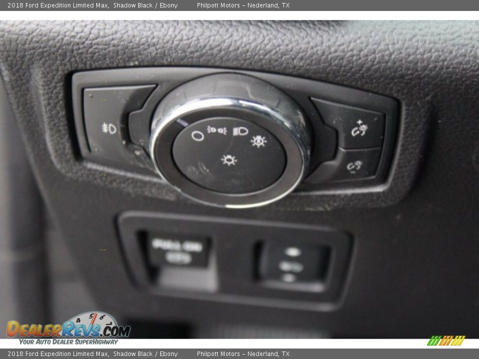 Controls of 2018 Ford Expedition Limited Max Photo #20