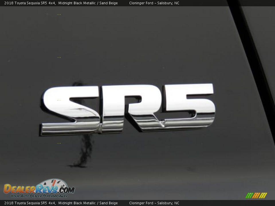 2018 Toyota Sequoia SR5 4x4 Midnight Black Metallic / Sand Beige Photo #5