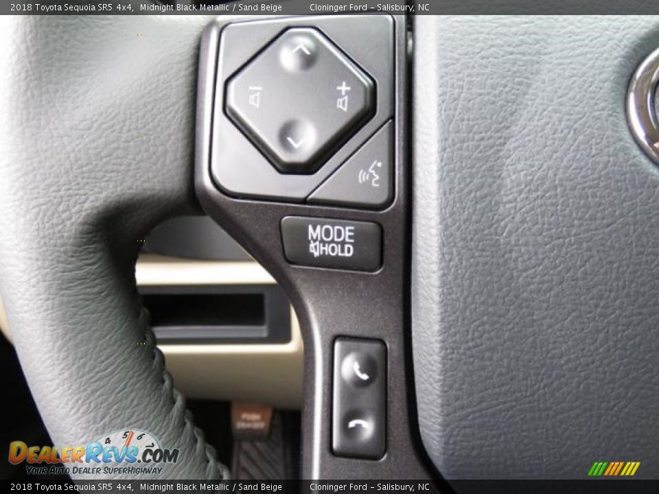 2018 Toyota Sequoia SR5 4x4 Midnight Black Metallic / Sand Beige Photo #18