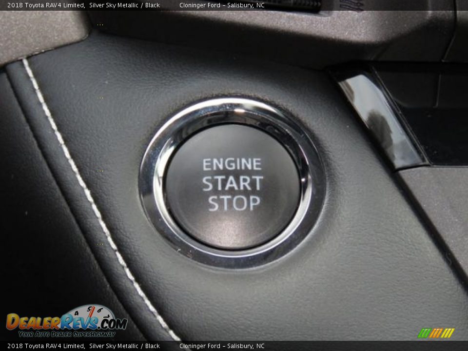 2018 Toyota RAV4 Limited Silver Sky Metallic / Black Photo #16