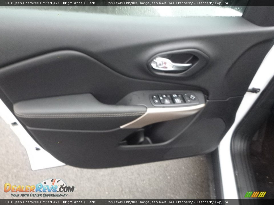 2018 Jeep Cherokee Limited 4x4 Bright White / Black Photo #14
