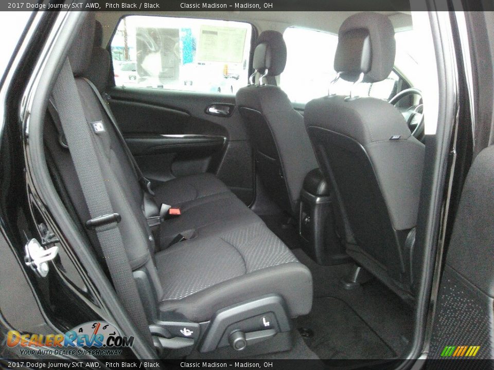 2017 Dodge Journey SXT AWD Pitch Black / Black Photo #11