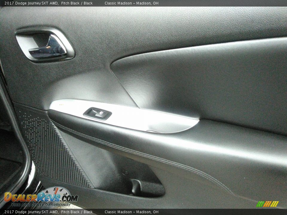 2017 Dodge Journey SXT AWD Pitch Black / Black Photo #12