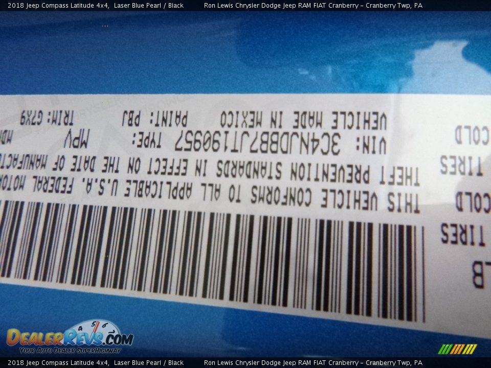2018 Jeep Compass Latitude 4x4 Laser Blue Pearl / Black Photo #14