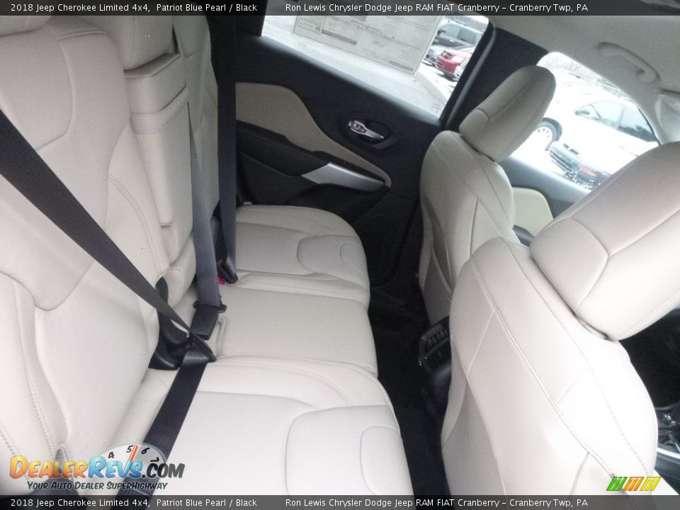 2018 Jeep Cherokee Limited 4x4 Patriot Blue Pearl / Black Photo #12
