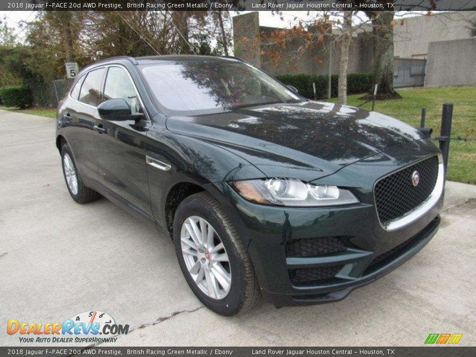 Front 3/4 View of 2018 Jaguar F-PACE 20d AWD Prestige Photo #2