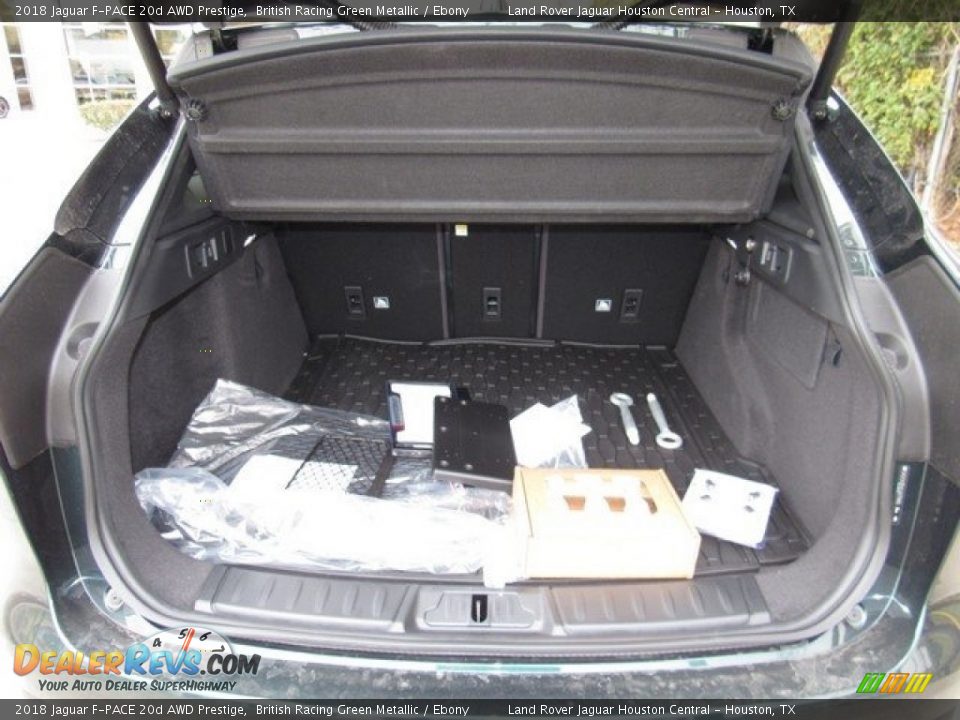 2018 Jaguar F-PACE 20d AWD Prestige Trunk Photo #16