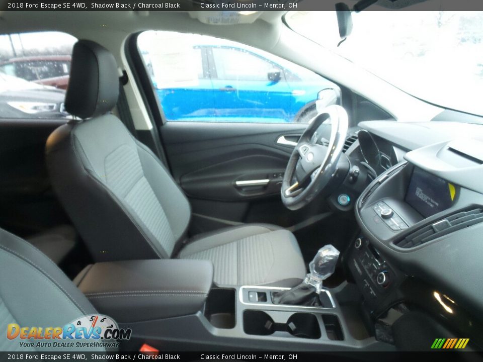 2018 Ford Escape SE 4WD Shadow Black / Charcoal Black Photo #5