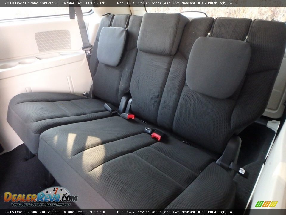 2018 Dodge Grand Caravan SE Octane Red Pearl / Black Photo #12