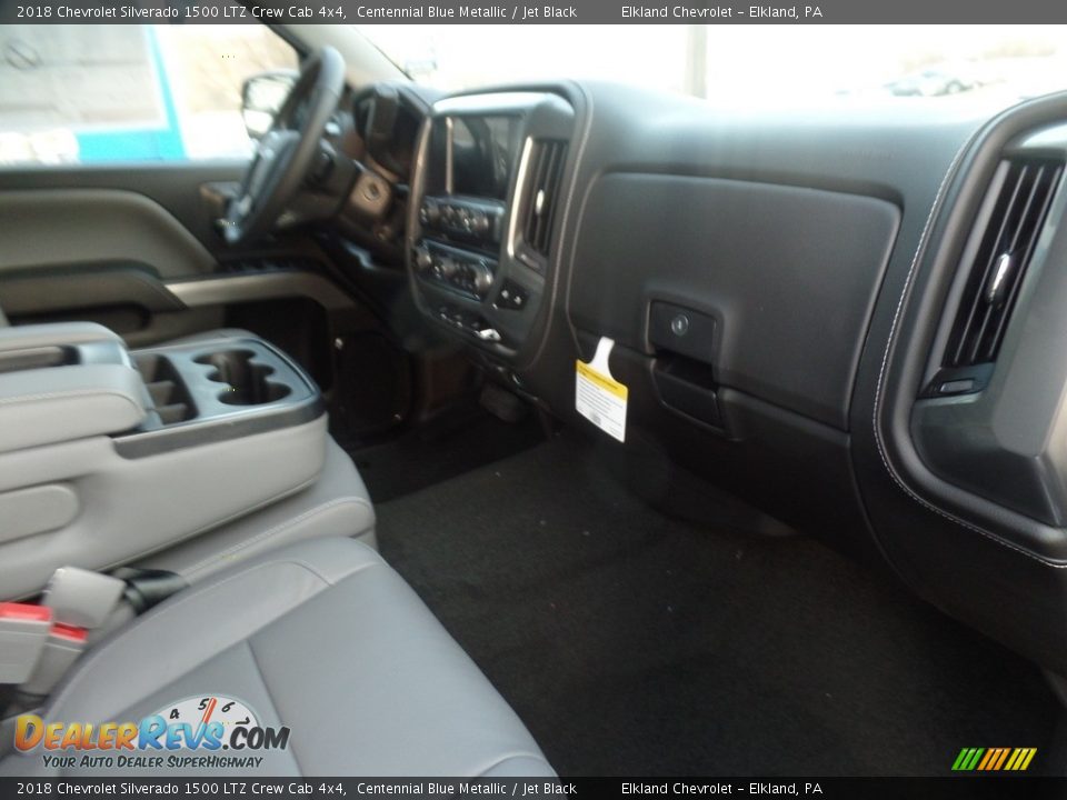 2018 Chevrolet Silverado 1500 LTZ Crew Cab 4x4 Centennial Blue Metallic / Jet Black Photo #28