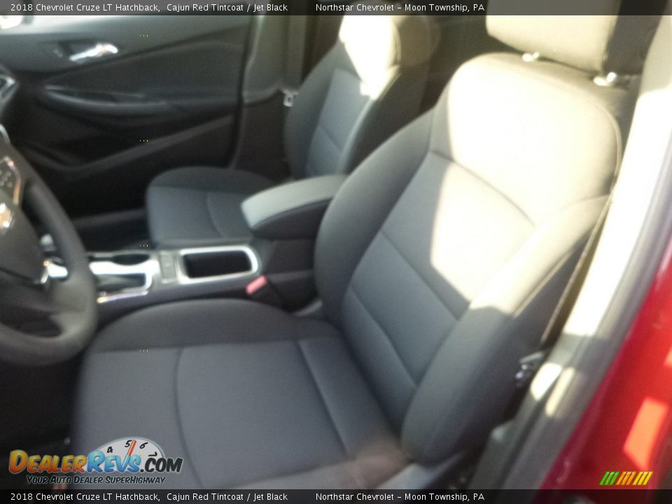 2018 Chevrolet Cruze LT Hatchback Cajun Red Tintcoat / Jet Black Photo #14