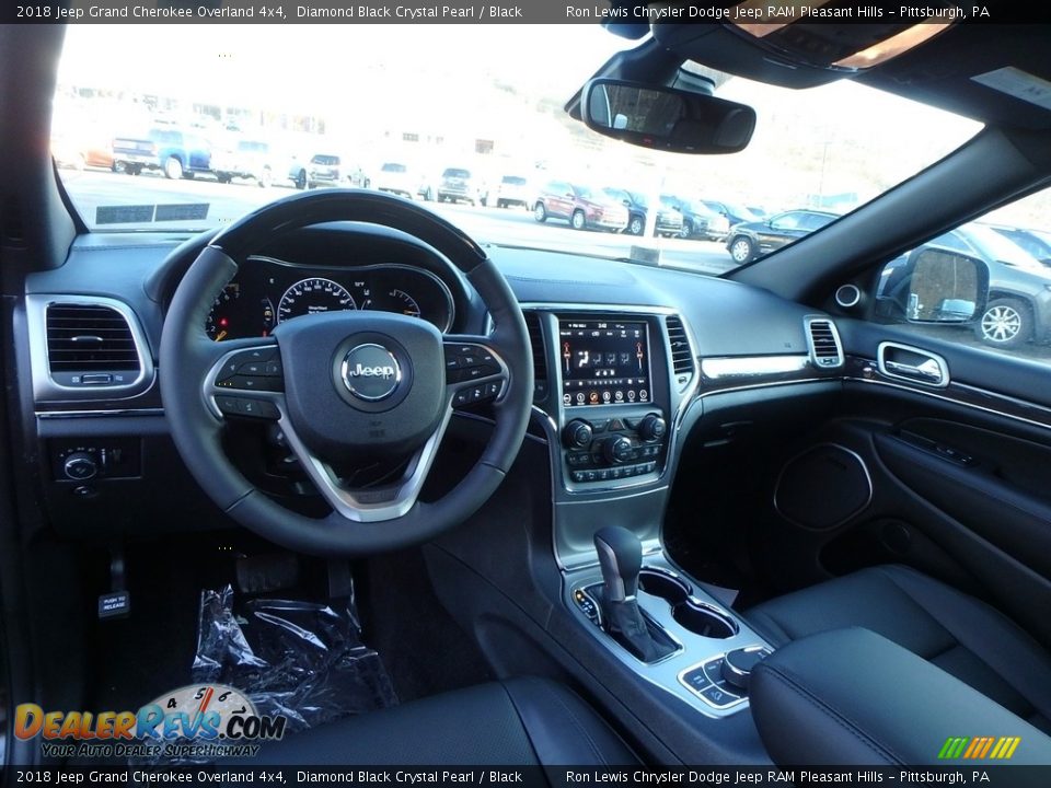 2018 Jeep Grand Cherokee Overland 4x4 Diamond Black Crystal Pearl / Black Photo #12