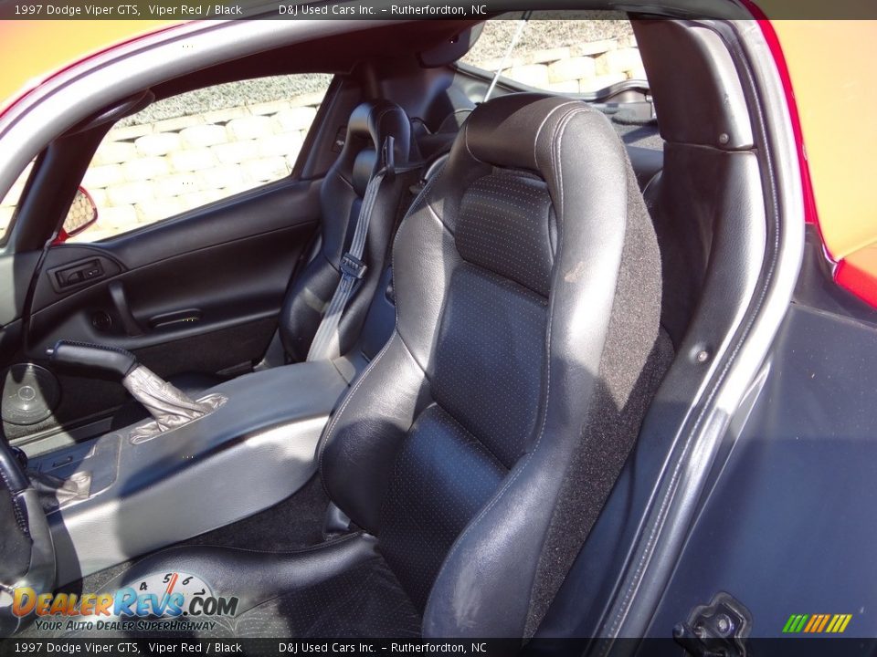 1997 Dodge Viper GTS Viper Red / Black Photo #35