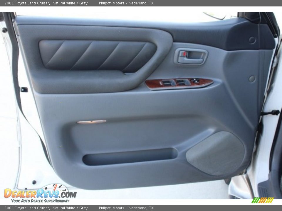 2001 Toyota Land Cruiser Natural White / Gray Photo #12