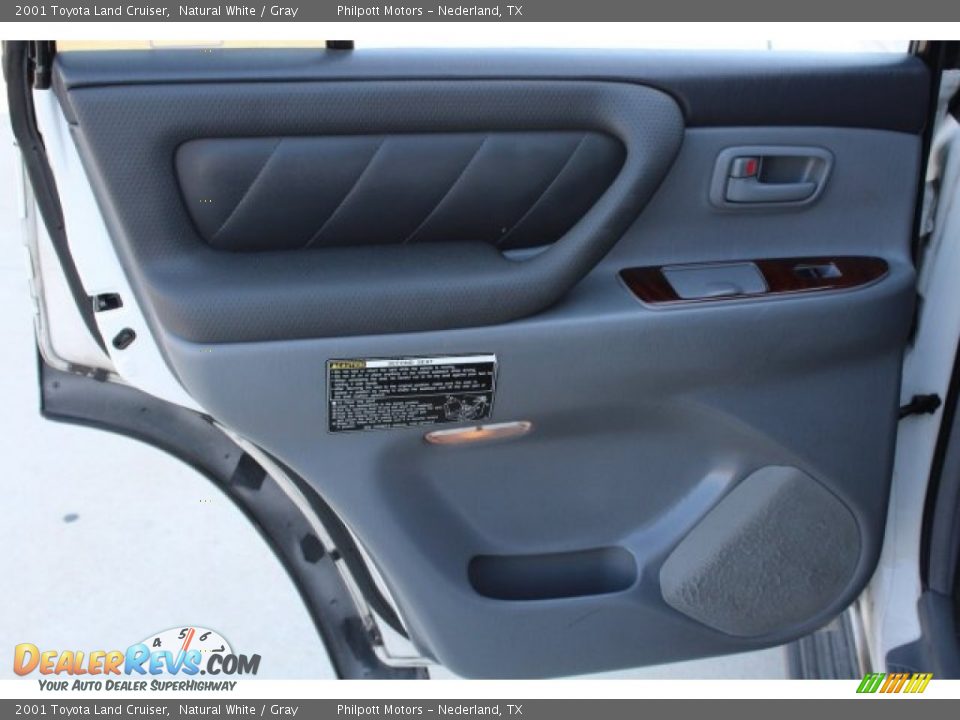 2001 Toyota Land Cruiser Natural White / Gray Photo #19