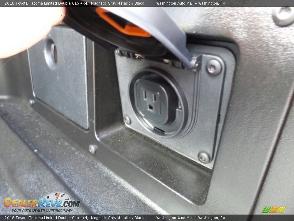 2018 Toyota Tacoma Limited Double Cab 4x4 Magnetic Gray Metallic / Black Photo #10