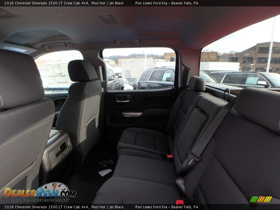 2018 Chevrolet Silverado 1500 LT Crew Cab 4x4 Red Hot / Jet Black Photo #11