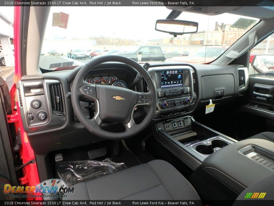 2018 Chevrolet Silverado 1500 LT Crew Cab 4x4 Red Hot / Jet Black Photo #12