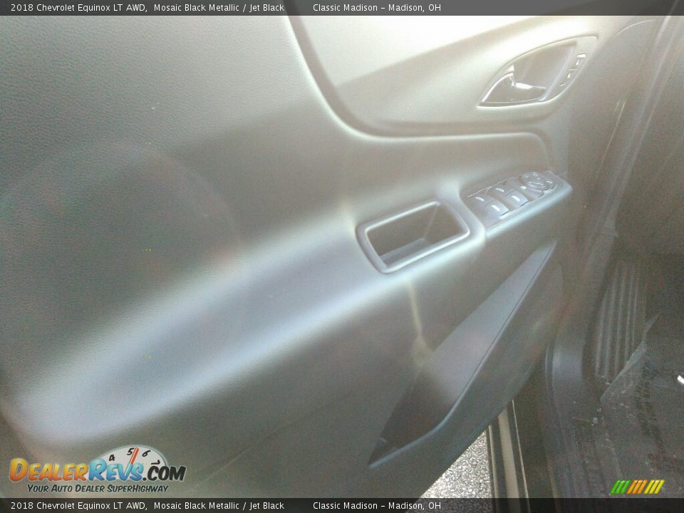 2018 Chevrolet Equinox LT AWD Mosaic Black Metallic / Jet Black Photo #5