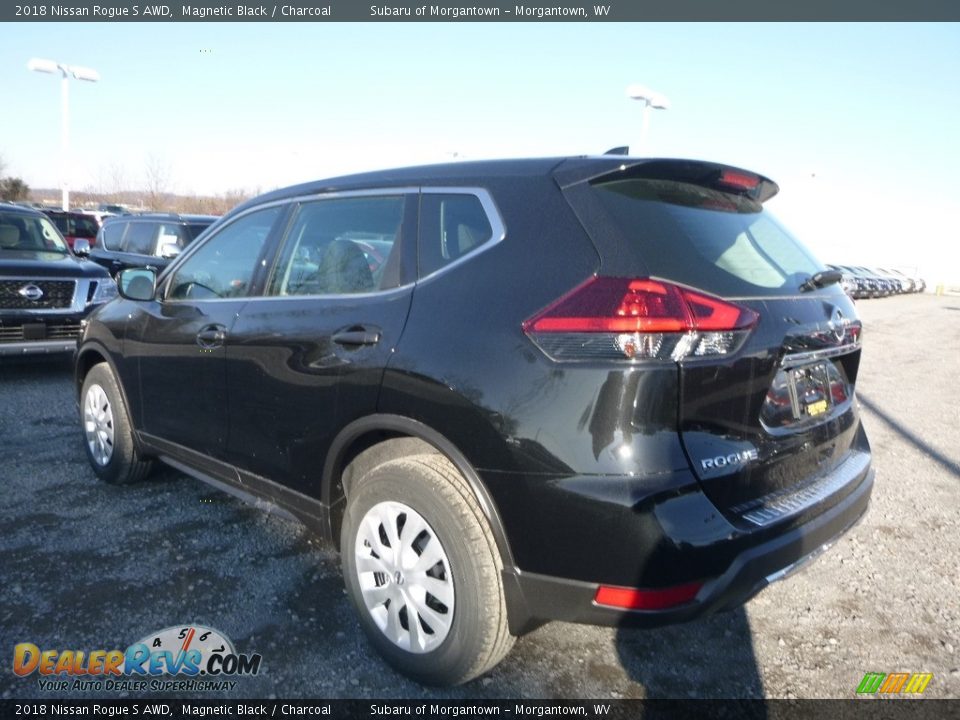 2018 Nissan Rogue S AWD Magnetic Black / Charcoal Photo #3