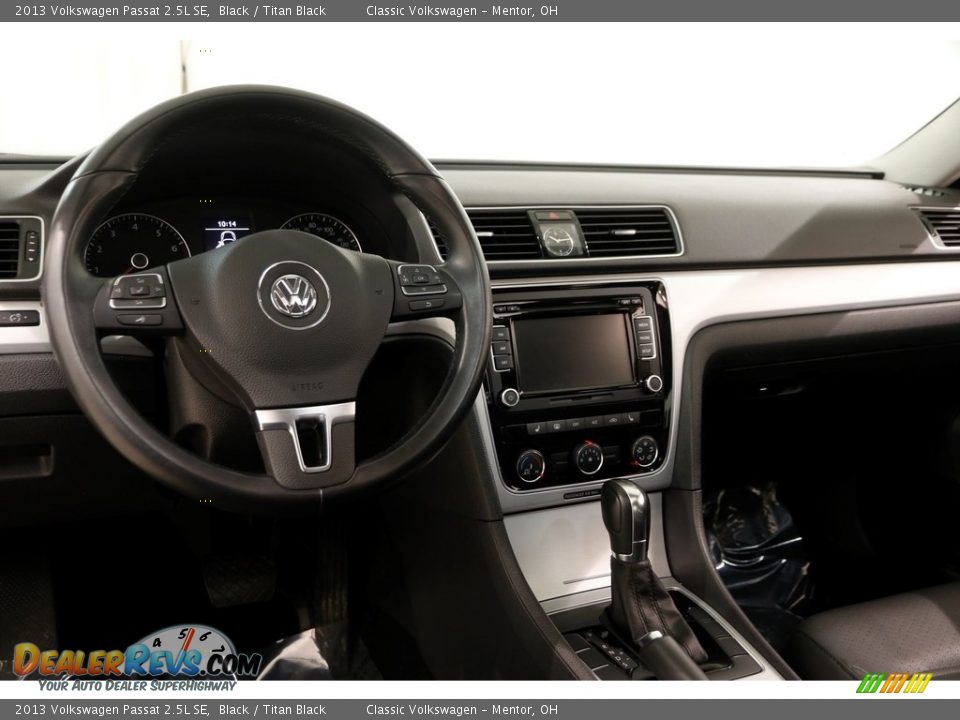 2013 Volkswagen Passat 2.5L SE Black / Titan Black Photo #6