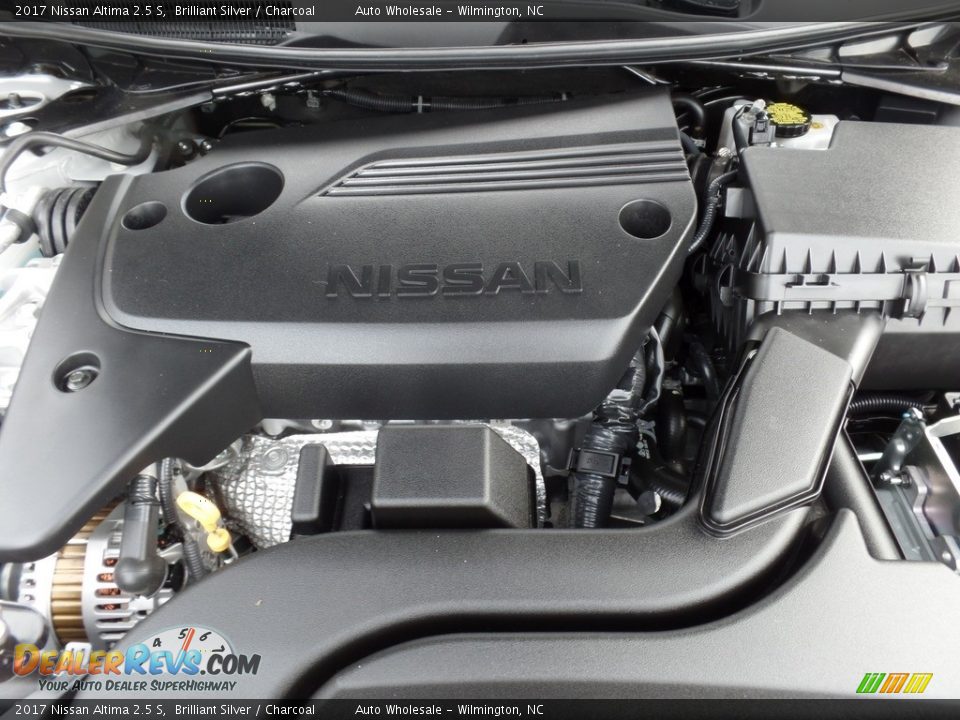 2017 Nissan Altima 2.5 S Brilliant Silver / Charcoal Photo #6