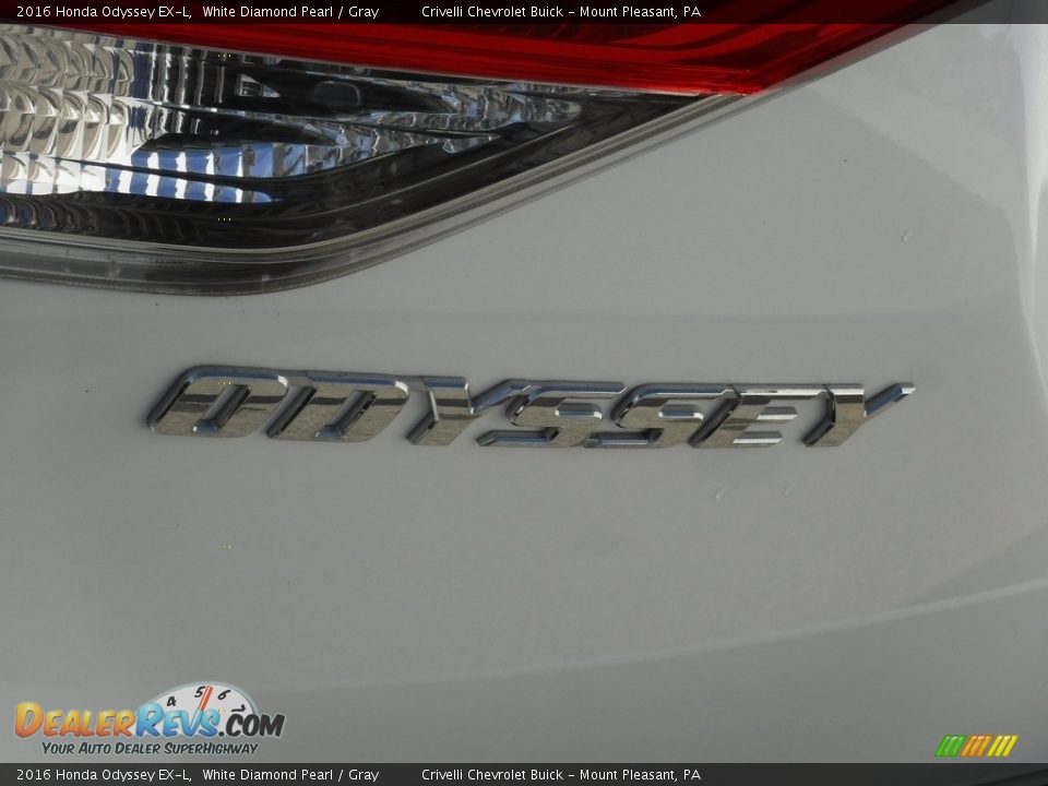 2016 Honda Odyssey EX-L White Diamond Pearl / Gray Photo #11
