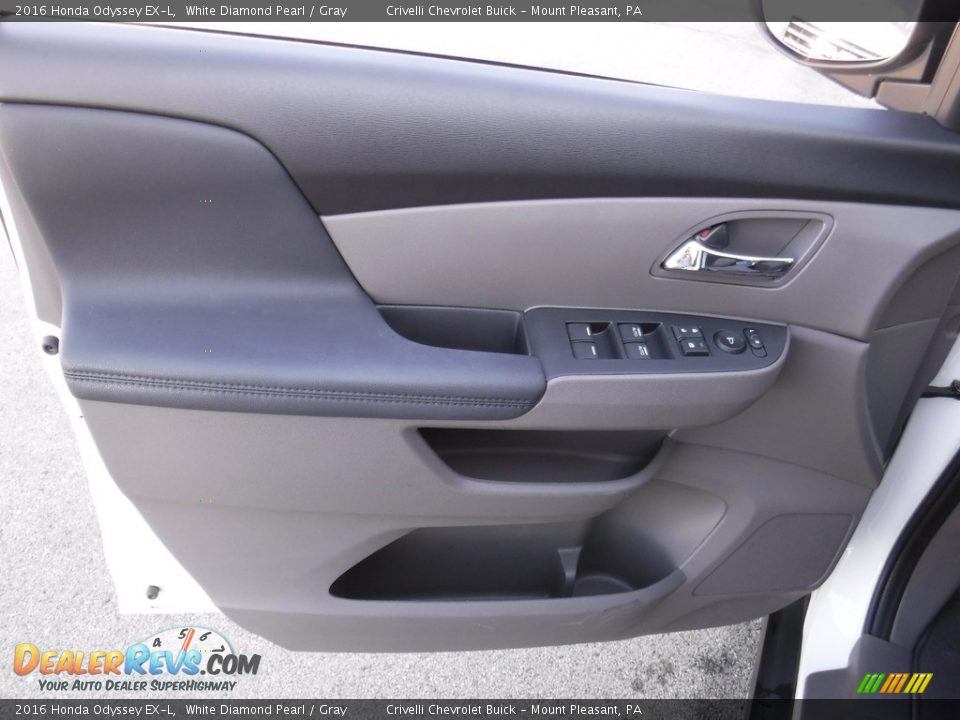 2016 Honda Odyssey EX-L White Diamond Pearl / Gray Photo #12