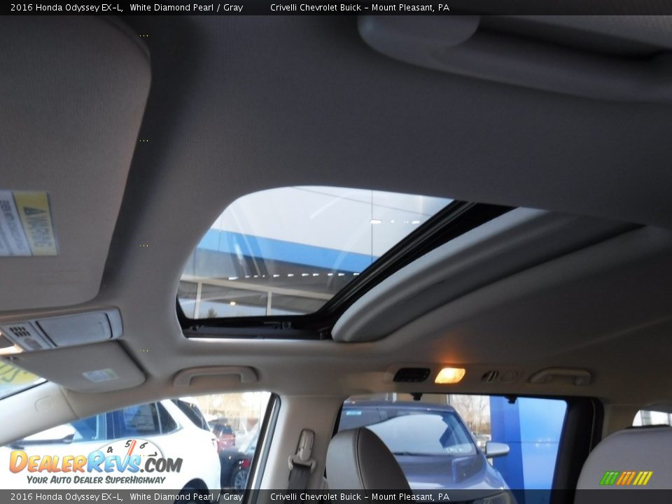 2016 Honda Odyssey EX-L White Diamond Pearl / Gray Photo #15