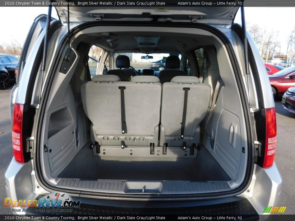 2010 Chrysler Town & Country Touring Bright Silver Metallic / Dark Slate Gray/Light Shale Photo #24