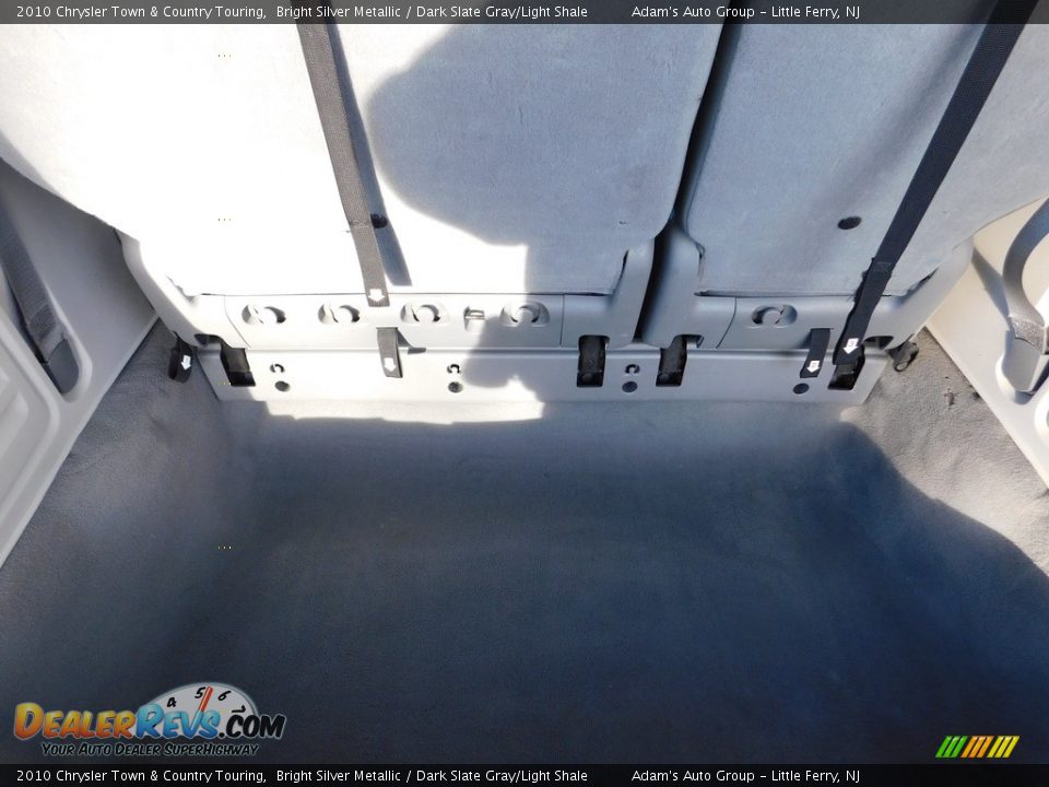 2010 Chrysler Town & Country Touring Bright Silver Metallic / Dark Slate Gray/Light Shale Photo #26