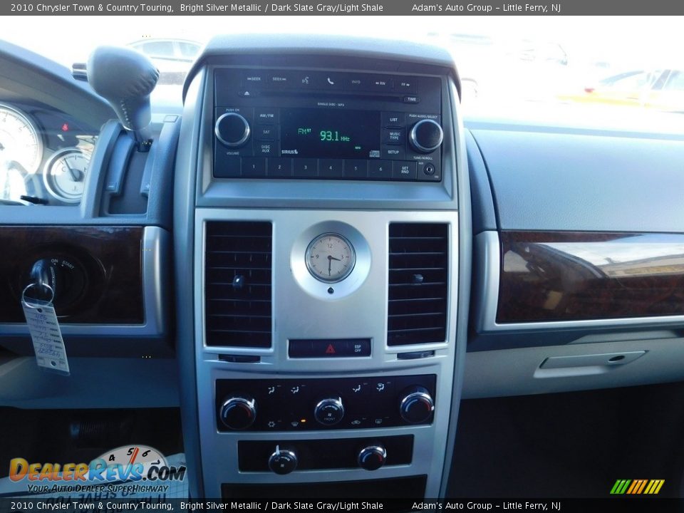 2010 Chrysler Town & Country Touring Bright Silver Metallic / Dark Slate Gray/Light Shale Photo #36