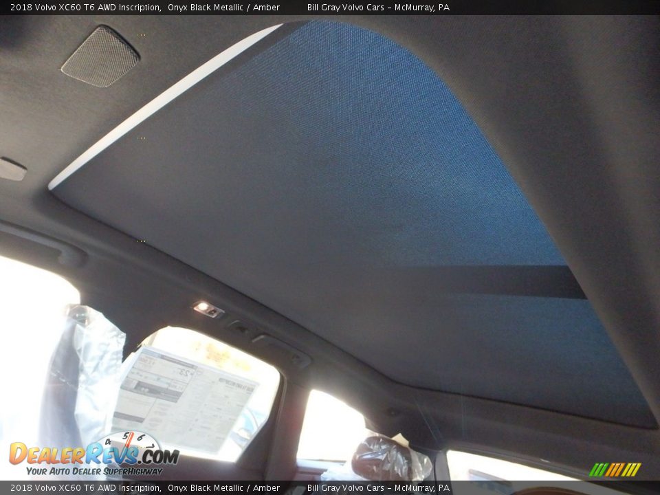 2018 Volvo XC60 T6 AWD Inscription Onyx Black Metallic / Amber Photo #12