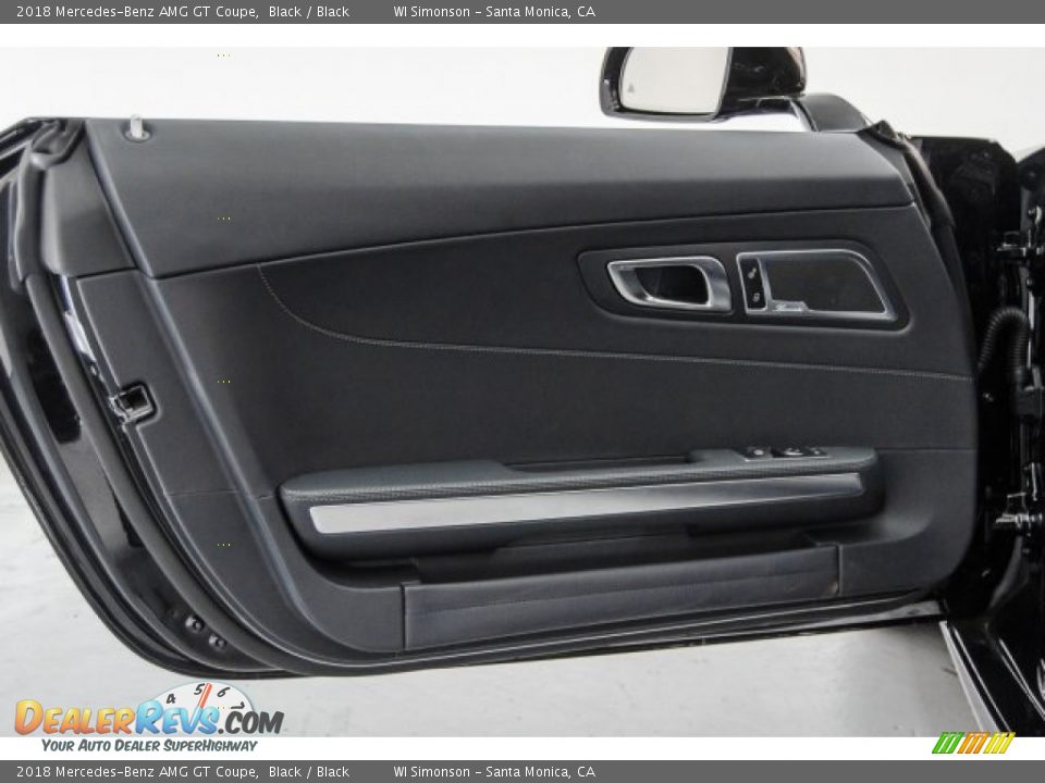 Door Panel of 2018 Mercedes-Benz AMG GT Coupe Photo #34