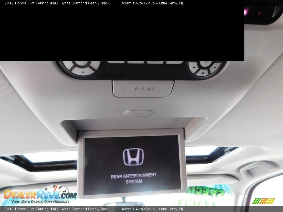 2012 Honda Pilot Touring 4WD White Diamond Pearl / Black Photo #34