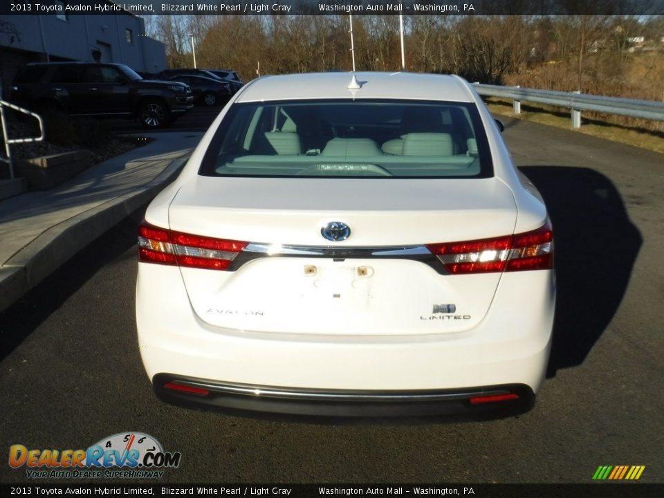 2013 Toyota Avalon Hybrid Limited Blizzard White Pearl / Light Gray Photo #8