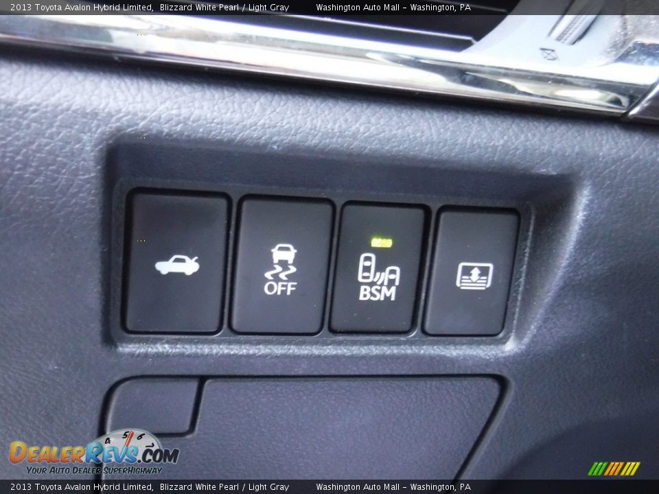 2013 Toyota Avalon Hybrid Limited Blizzard White Pearl / Light Gray Photo #15