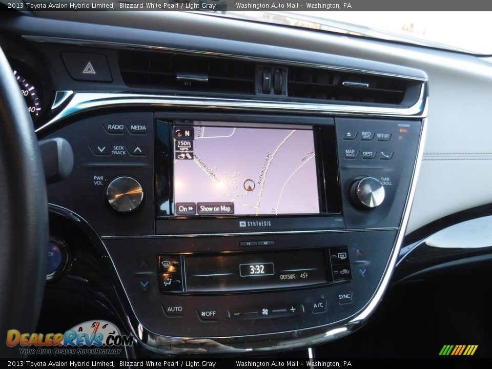 2013 Toyota Avalon Hybrid Limited Blizzard White Pearl / Light Gray Photo #18